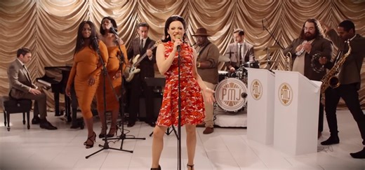 Enjoy Def Leppard's "Pour Some Sugar On Me" as an early '60s soul cover, starring Kyndle Wylde ✨Experience the vintage world of PMJ live on tour this Spring: www.pmjtour.com | Postmodern Jukebox
