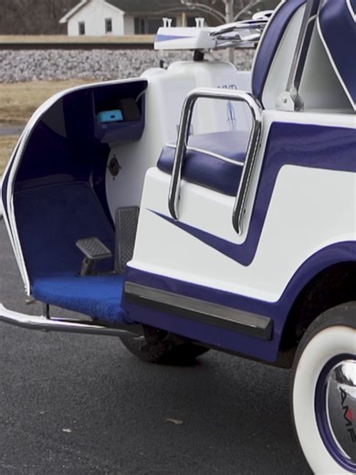 Old classic… fresh look 😮‍💨✨ We’re remodeling this 1969 Harley-Davidson 3-wheel golf cart while keeping it true to the era. The full video has the deep dive #RestorationTok #HarleyDavidson #VintageGolfCart #BeforeAndAfter #ClassicCarTok #GarageProjects