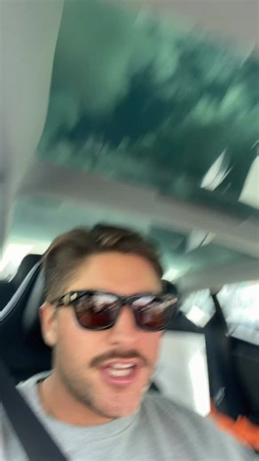 Richie Lovelace on Instagram: "Internet needs help man."