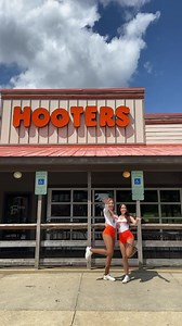 24 reactions | It's the Hooters family for us. 黎李 Join our team by submitting an application online at https://hooters.com/about/careers/ | Hooters | Facebook
