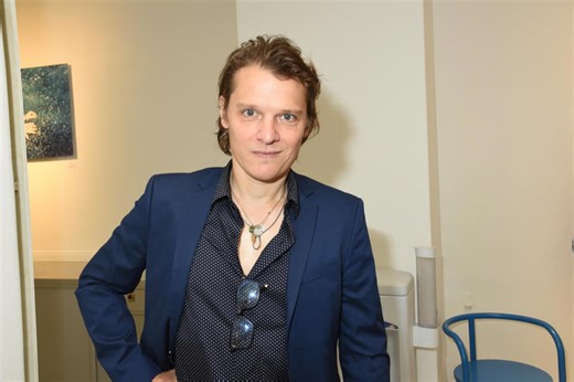 Bénabar : son fils Manolo fait sensation sur la scène musicale française