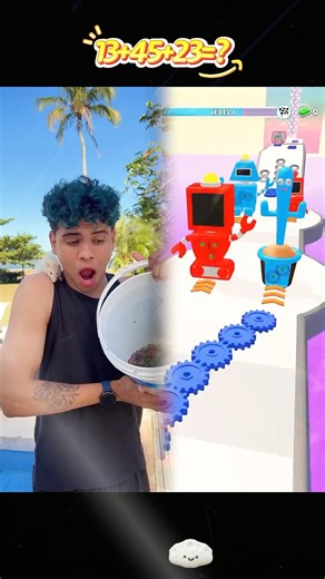 FIZ UMA PISCINA DE ORBIS PRA MINHA RATA