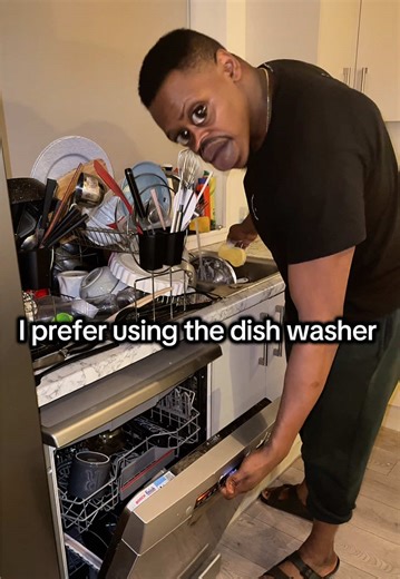 Hand Washing vs. Dishwasher: Which is Better?