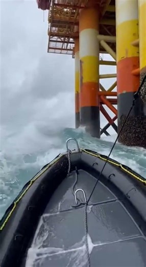 RHIB Survival Mode in Brutal Offshore Conditions #extreme #waves #shorts