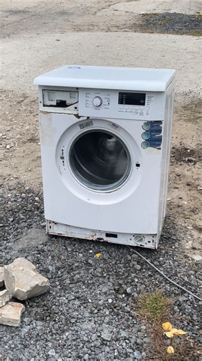 Curious what happens when you toss a brick into a spinning washer? | GIGadgets