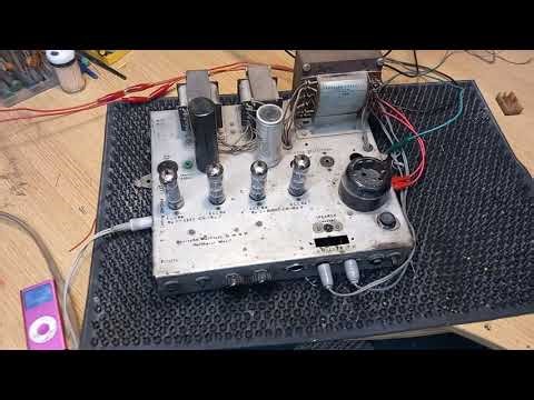 wurlitzer lyric amplifier on the bench [german]