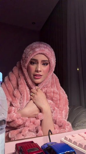 حسابات ريري المصورة وDina — معلومات عن نون محمد وخياراتها