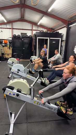 Deload week means one thing… TEAM UP TIME 🤝🔥 We’re pulling things back, moving well, and getting you ready to hit the next training cycle feeling strong, fresh and hungry for progress. If you’ve been waiting for “the perfect time” to start… this is it. New cycle loading. New habits building. New wins incoming. Come train with us. #CrossFitScunthorpe #TeamTraining #DeloadWeek #StrongerTogether #FunctionalFitness #NewCycle #StartToday #SDAcoaching | CrossFit Scunthorpe