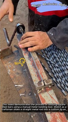 How to Twist Square Metal Rods with a Simple Hand Tool #worker #process #diy #machinery #tools