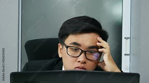 4k of young business man working problem using laptop Stock Video