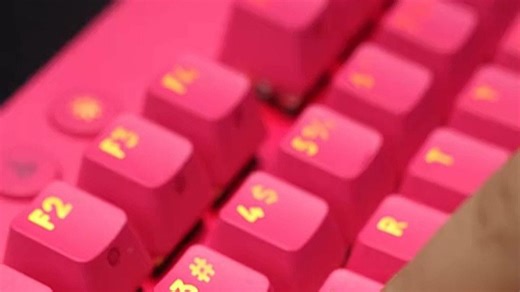 罗技无线多按键鼠标，G700支持自定义宏，办公效率提升，游戏操作更流畅，适合设计师和游戏玩家。