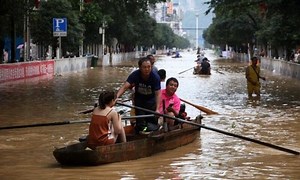 Trung Quốc nâng mức cảnh báo lũ lụt