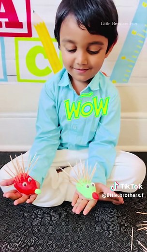 Playdough Hedgehog and Colorful Shark Songs for Kids