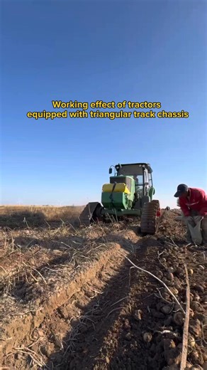 The working effect of tractors equipped with triangular track chassis: Triangular tracks have the advantages of larger ground contact area, greater ground friction, and lower soil compaction. | Triangular track chassis