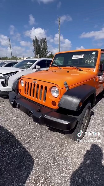 Mira este MOTORHOME en Copart🤯 En la subasta hay muchos modelos de vehículos, si estás interesado en saber más solo escríbenos al DM. 📲 #mapabroker #copart #manheim #iaai