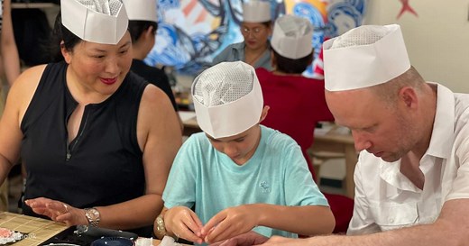 Sushi Making Class at Tsukiji Fish Market 90-Min Cooking Experience - Klook Australia