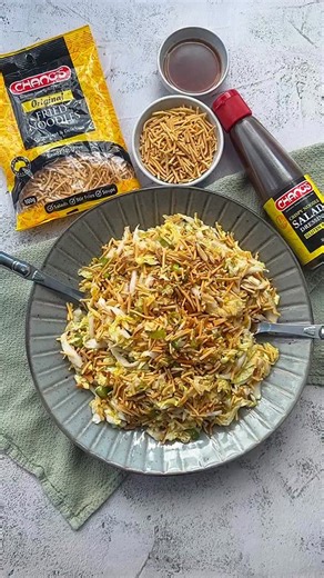 The salad that never left the table… thanks to @not_a_chef_diary Crispy, fresh, and proudly Aussie-Asian – Chang’s Crispy Noodle Salad is the ultimate BBQ classic. One bowl, and everyone’s back for seconds (and thirds). Grab the recipe below. All you need is a pack of Chang’s Original Fried Noodles and their Crispy Noodle Salad Dressing, and you’ve got yourself an instant crowd-pleaser. You can find Chang’s Crispy Fried Noodle Range at Woolworths, Coles & Independent Supermarkets Grab the recipe