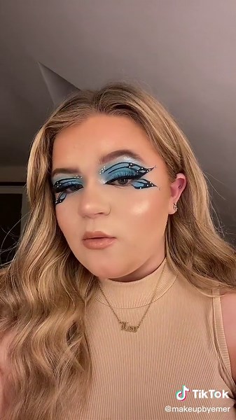 makeup inspired by little mix songs! 🤍 #makeup #beauty #ElectrifyTheMini #littlemix #perrieedwards #jadethirlwall #leighannepinnock #foryou #fyp