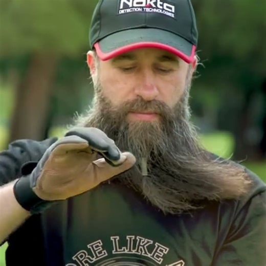 Nokta Legend Review: Best Multi-Frequency Metal Detector? #noktamakro #noktascore #noktadetectors