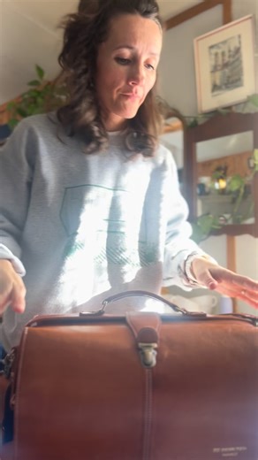 I love a good “what’s in my knitting bag” video so here is what the inside of one of my project bags look like! Featured in this bag are PetiteKnit ChiaoGoo Sirdar ReDesigned Project #knitting #projectbag #yarn #knittersoftiktok #knittok | Fiddle Ridge