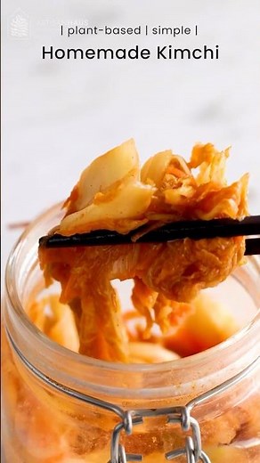 🌶️ Quick & Easy Kimchi Tutorial: Make it at Home! 🥬