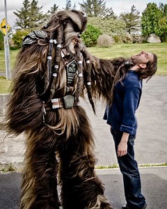 Epic STAR WARS Wookiee Cosplay! — GeekTyrant
