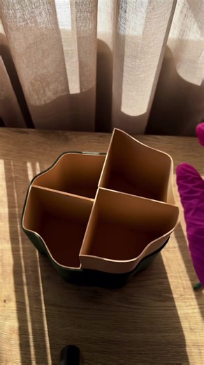 I designed this 3D printed organizer to finally stop my hair tools from taking over the bathroom. Brushes, sprays, clips — everything in one place ✨ Free STL available 🔗. filament: @FilamentPM PLA desert beige, PLA woodland green. #3dprinting #3ddesign #organizer #homeorganization #desksetup