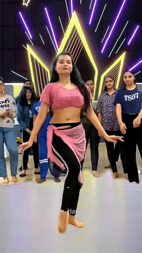 Most popular video by #movethedancespace |Manohari Medhavi mishra choreography#bellygoddess