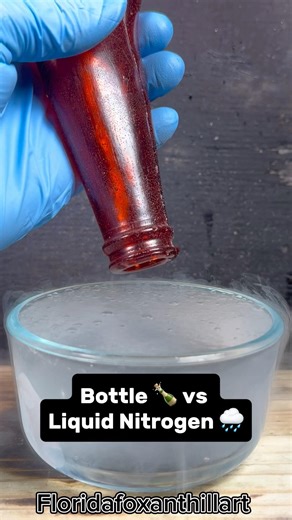 Bottle 🍾 vs Liquid Nitrogen 🌧️ #Satisfying #Experiment #Science #ASMR #LiquidNitrogen