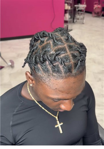 Stylish Barrel Halo Locs Retwist Appointment