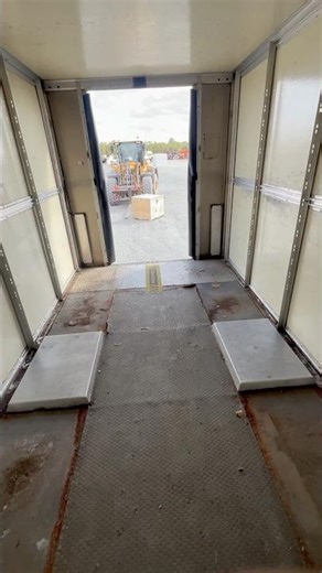 First load with the sprintercargo van.#houstontx#sprintervanlife#hotshot #dumptruck #loads #sprinter