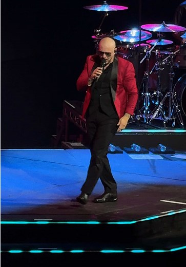 Mr. Worldwide Pitbull Live Performance in Tokyo