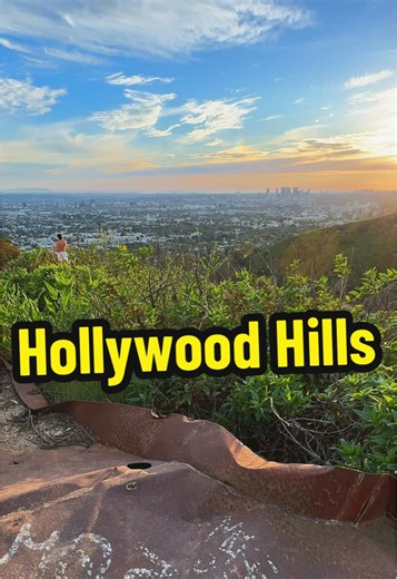 Beautiful Sunset at the old Outpost Sign in the Hollywood Hills on a peaceful hike above Los Angeles 🌴✨🐕 #sunset #hollywoodhills #hikes #sighseeing #beautifulplace