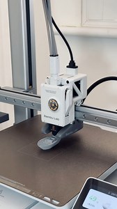 #AD 3D Printing 😎 So this week @bambulab_official sent out their A1 combo for me to mess around with. Now I’m a TOTAL 3D printing noob, I’ve never used one before ever so I was both excited and a little bit anxious on wondering how easy it’ll be to get going. Super easy to get this thing built out of the box as it’s basically already done just a few screws and you’re good to go! Then the installed files on the SD was a great way to get my first print going - Boaty. Since then I’ve been printing