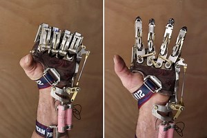 Engineer designed and built his own functioning mechanical prosthetic hand and it looks like a steampunk beauty! - Yanko Design