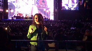 130K views · 2.6K reactions | The sign language interpretation of "Fire & Rain" is so beautiful! Do you know any ASL? | James Taylor | Facebook