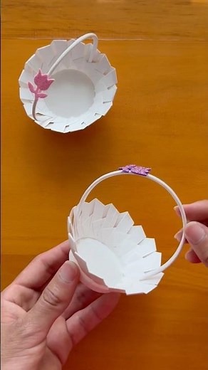 Lindas canastas con vasos de cartón 😍🧺