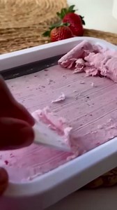 Rolled Ice Cream Maker,304 Stainless Steel Instant Ice Cream Machine with Ice Cream Tray – DIY Frozen Yogurt, Gelato, Sorbet & Slushie Maker Kit for Family Fun, Easy to Use & Clean (Mint Green)