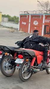 568K views · 10K reactions | Riding two motorbikes. Can you do this ? | SL News Blog | Facebook