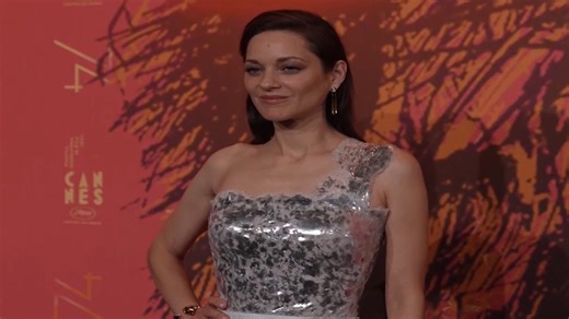 Marion Cotillard turns heads with timeless elegance