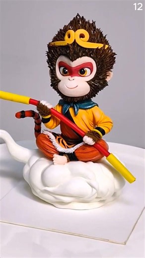 The process of making monkey-shaped decorations to be placed on top of the cake #shorts #cake