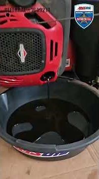 Quick and Easy Push Mower Oil Change (Less Then 60 Seconds)#diy #howto #shorts