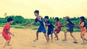 Trò chơi dân gian truyền thống, khung trời tuổi thơ đầy ký ức