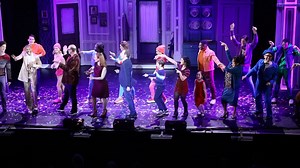 A massive round of applause for the talented company of Mrs. Doubtfire the Musical WOWING us now through Jan 28 right here at Playhouse Square. 💙✨ For tickets visit 🎟️ https://bit.ly/3rYE2EC #BWYCLE #MrsDoubtfire #Musical | Playhouse Square