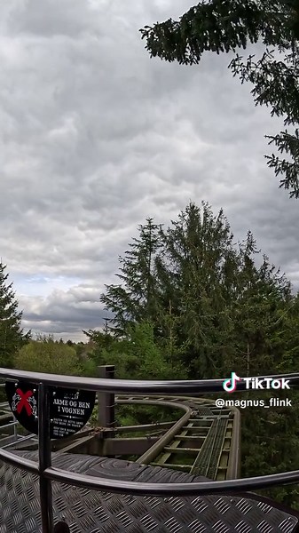 Fårup Sommerland: Flagermusen coaster ride highlights