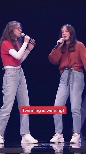Iconic Twinning Moments on The Voice Kids Germany