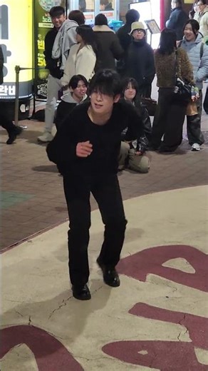 Kpop&JHKTV]AReS &Former BTS Backup dancer jangwoo kpopdance 아래스 장우 홍대케이팝댄스 #쇼츠 #shorts