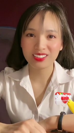 Gái Xinh Mặc Quần Lọt Khe: Cảm Nhận Và Phản Ứng