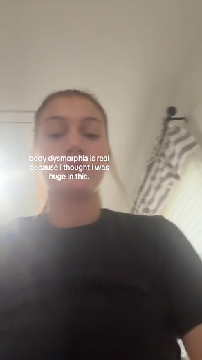 Understanding Body Dysmorphia and Its Impact