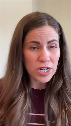 Imagine this version of you… 👇 ✨ You speak clearly and confidently in English ✨ You raise your hand in meetings instead of staying silent ✨ You lead conversations instead of just following ✨ You feel like your true self in English, not a smaller version This is what happens when you build real clarity confidence in your communication. That is exactly what we help you do inside Pro Flow. If you’re tired of: • Overthinking every sentence • Worrying about your accent • Missing chances to speak up 